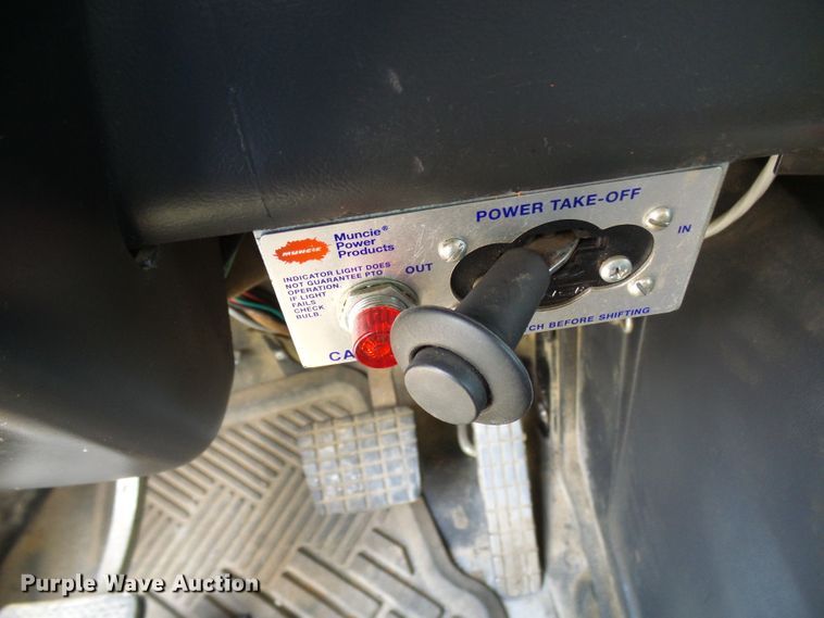 image for item DM3016 1993 White GMC WIM  utility / service truck