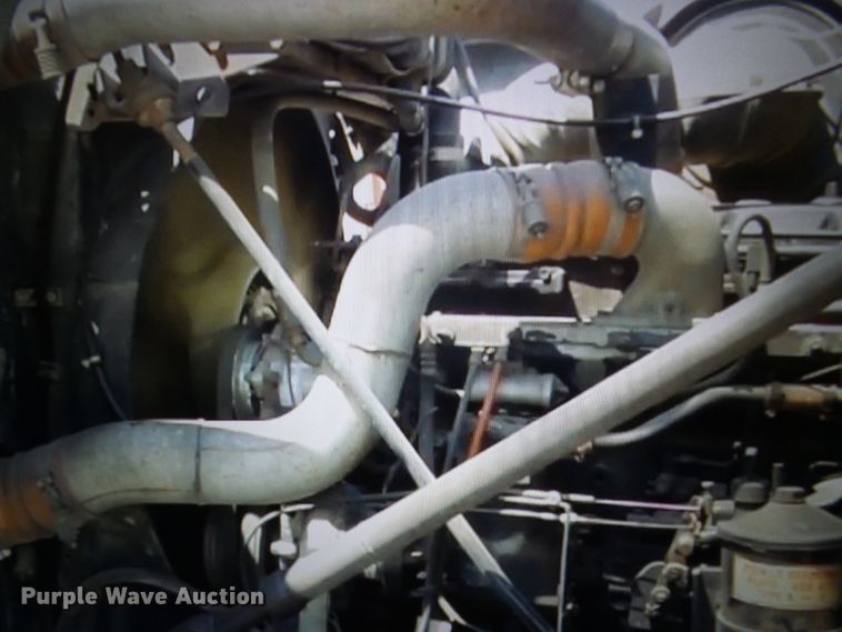 image for item DM3016 1993 White GMC WIM  utility / service truck