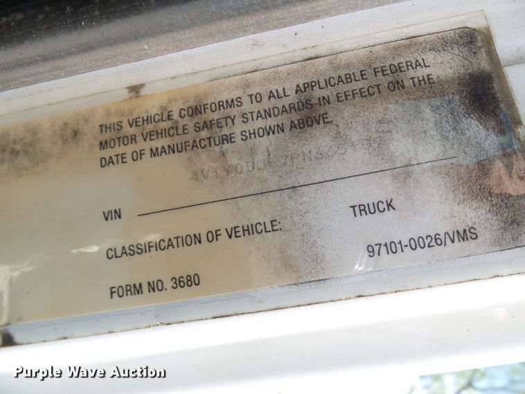 image for item DM3016 1993 White GMC WIM  utility / service truck