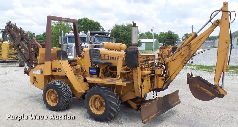image for item DM3017 1985 Case DH5  trencher