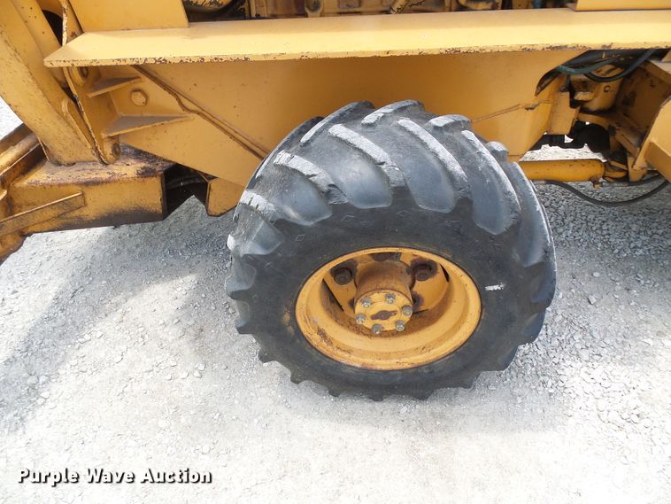 image for item DM3017 1985 Case DH5  trencher