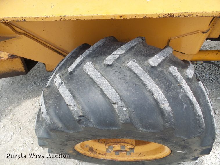 image for item DM3017 1985 Case DH5  trencher