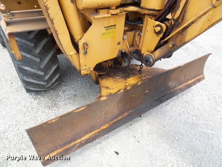 image for item DM3017 1985 Case DH5  trencher