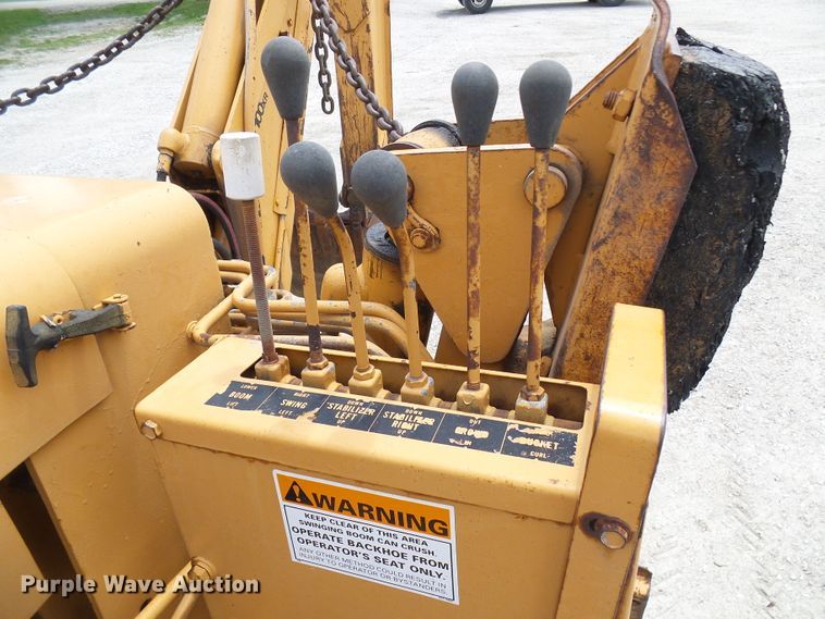 image for item DM3017 1985 Case DH5  trencher