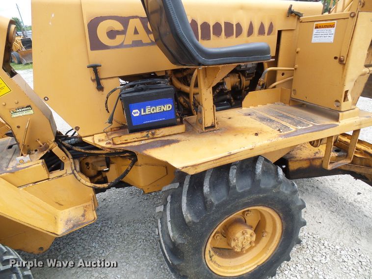 image for item DM3017 1985 Case DH5  trencher