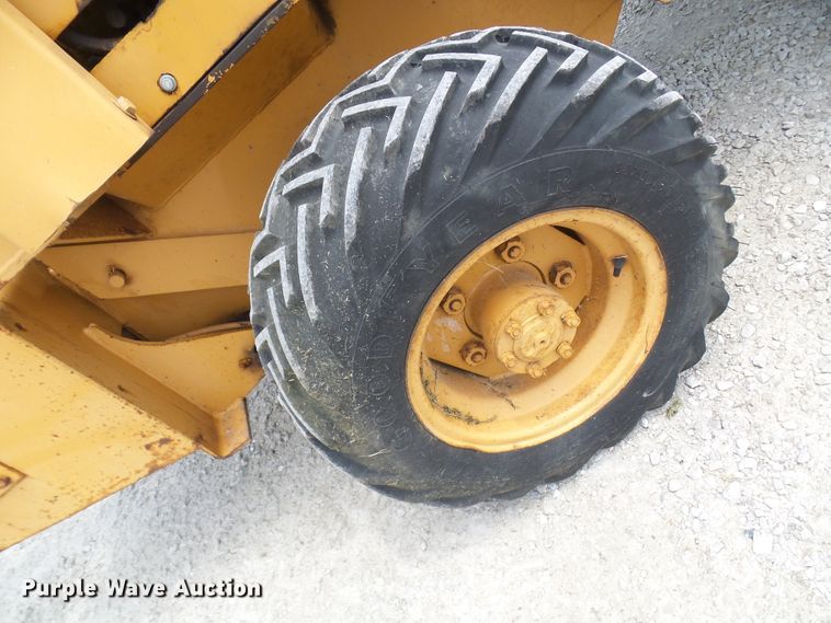 image for item DM3017 1985 Case DH5  trencher