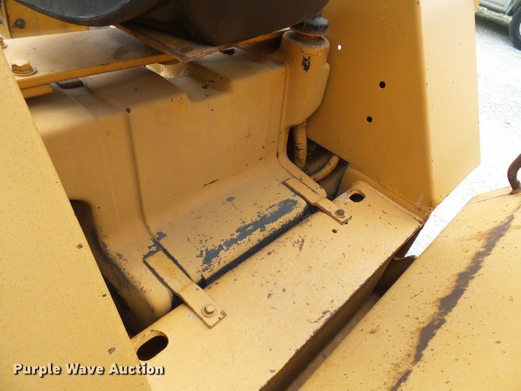 image for item DM3017 1985 Case DH5  trencher