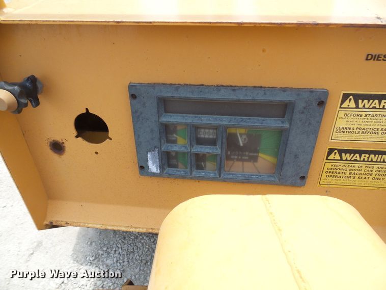 image for item DM3017 1985 Case DH5  trencher