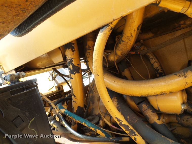 image for item DM3017 1985 Case DH5  trencher