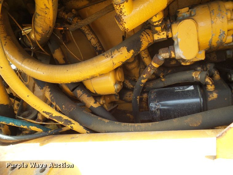 image for item DM3017 1985 Case DH5  trencher