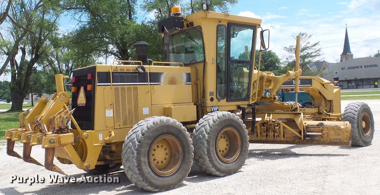 image for item DM3018 1998 Caterpillar 143H  VHP motor grader