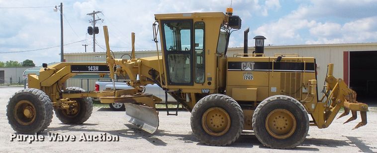 image for item DM3018 1998 Caterpillar 143H  VHP motor grader