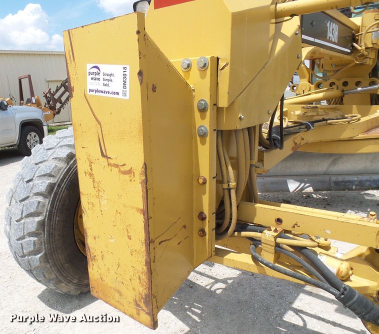 image for item DM3018 1998 Caterpillar 143H  VHP motor grader
