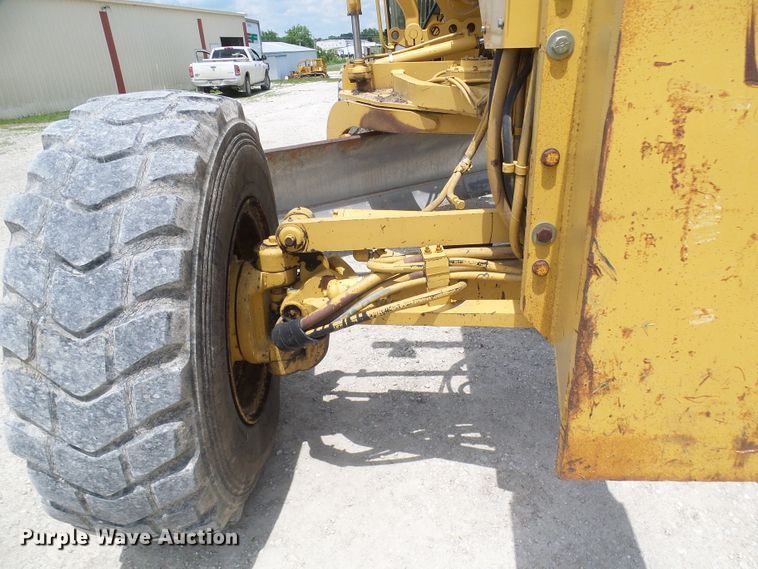 image for item DM3018 1998 Caterpillar 143H  VHP motor grader