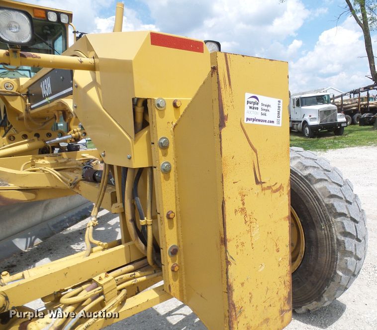 image for item DM3018 1998 Caterpillar 143H  VHP motor grader
