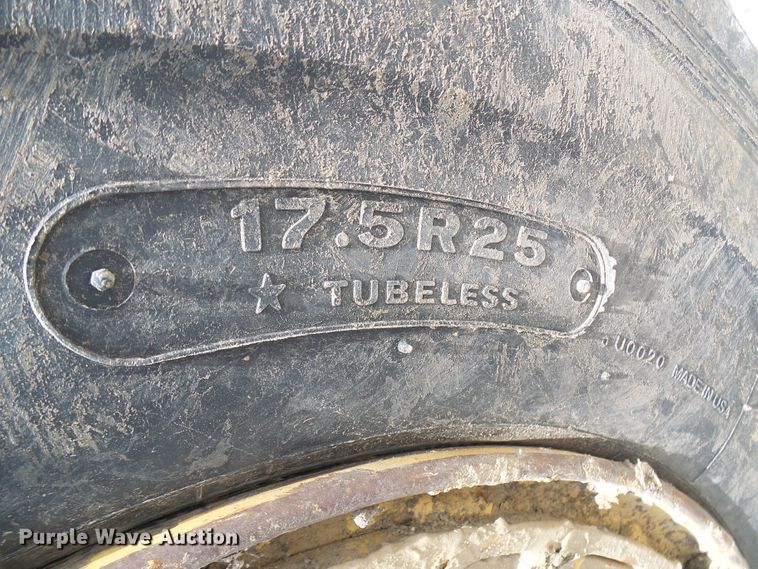 image for item DM3018 1998 Caterpillar 143H  VHP motor grader