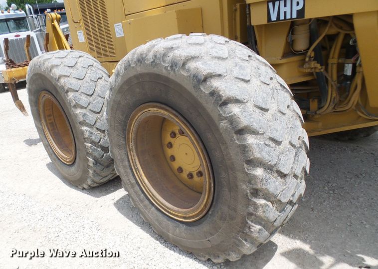 image for item DM3018 1998 Caterpillar 143H  VHP motor grader