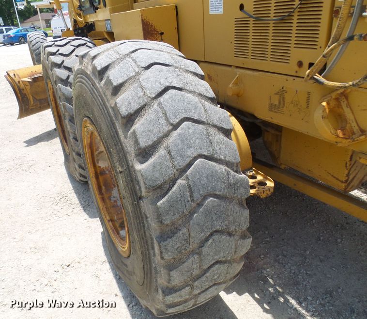 image for item DM3018 1998 Caterpillar 143H  VHP motor grader