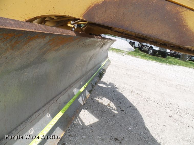 image for item DM3018 1998 Caterpillar 143H  VHP motor grader