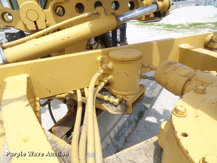 image for item DM3018 1998 Caterpillar 143H  VHP motor grader