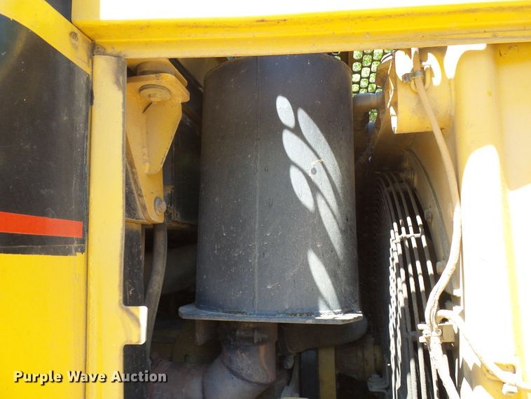 image for item DM3022 2005 Caterpillar 963C  track loader