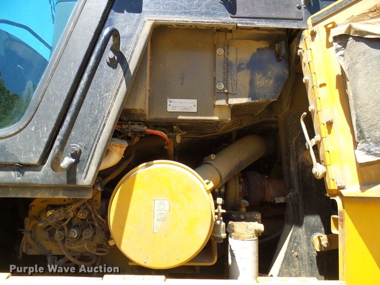 image for item DM3022 2005 Caterpillar 963C  track loader
