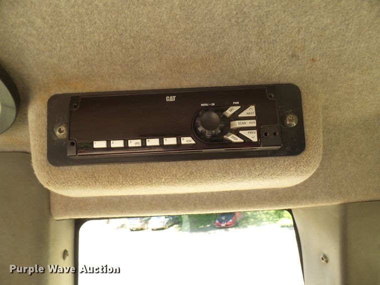 image for item DM3022 2005 Caterpillar 963C  track loader