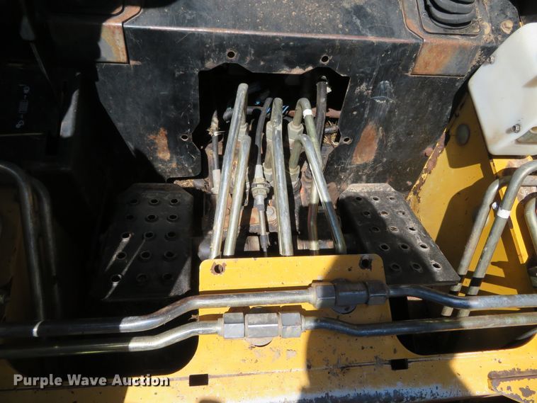 image for item DN5924 2006 John Deere CT322  tracked skid steer loader