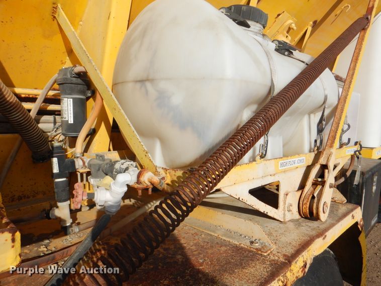 image for item ES9670 2000 Mack RD690S  ready mix truck