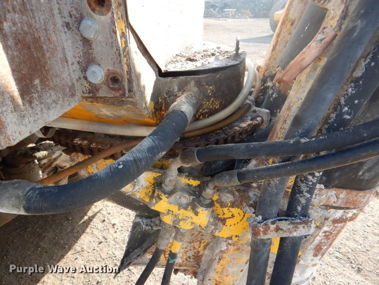 image for item ES9670 2000 Mack RD690S  ready mix truck