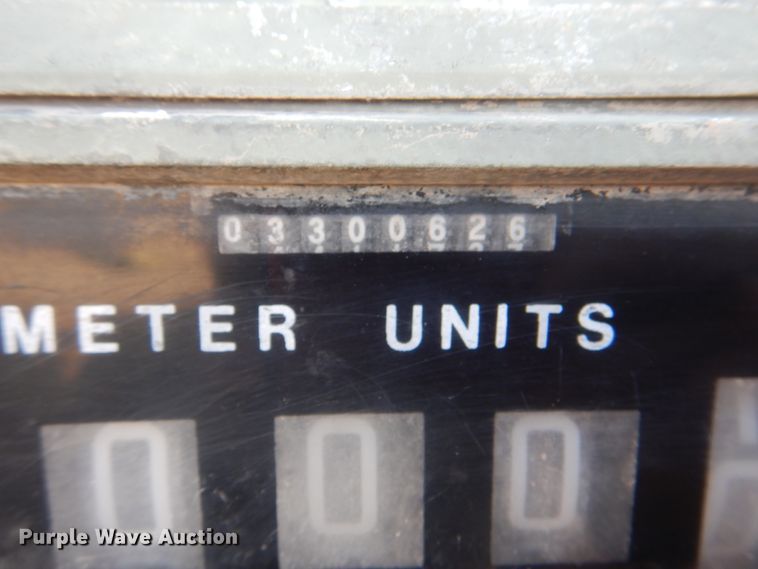 image for item ES9670 2000 Mack RD690S  ready mix truck