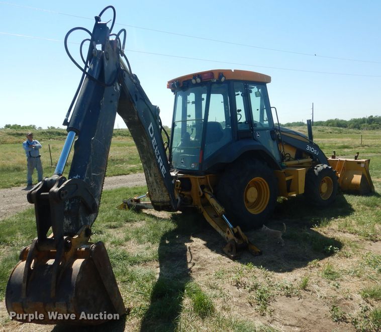 image for item FI9119 2011 John Deere 310SJ  backhoe