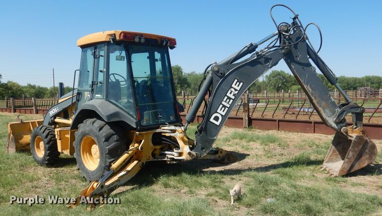 image for item FI9119 2011 John Deere 310SJ  backhoe