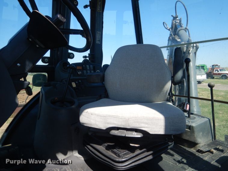 image for item FI9119 2011 John Deere 310SJ  backhoe