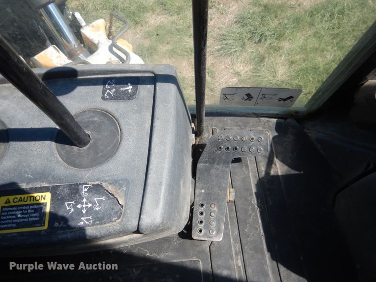 image for item FI9119 2011 John Deere 310SJ  backhoe