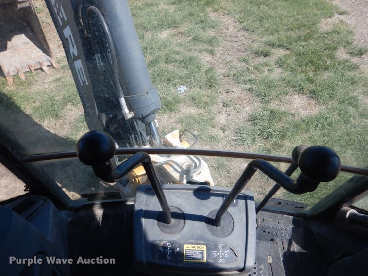 image for item FI9119 2011 John Deere 310SJ  backhoe