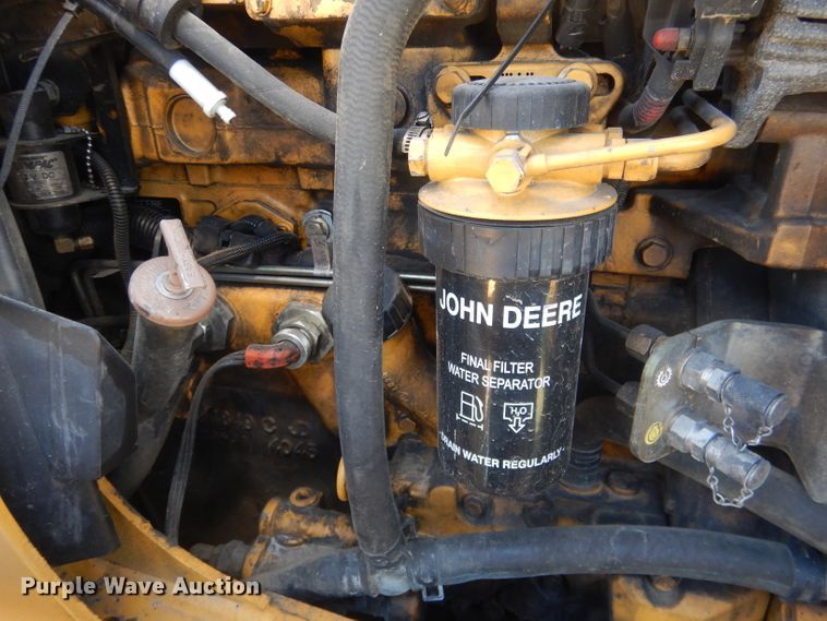 image for item FI9119 2011 John Deere 310SJ  backhoe