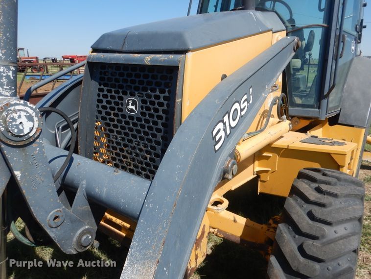 image for item FI9119 2011 John Deere 310SJ  backhoe