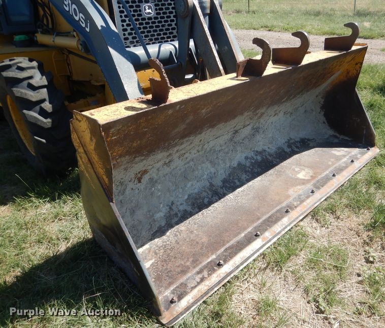 image for item FI9119 2011 John Deere 310SJ  backhoe