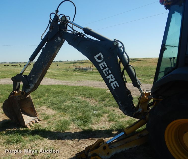 image for item FI9119 2011 John Deere 310SJ  backhoe