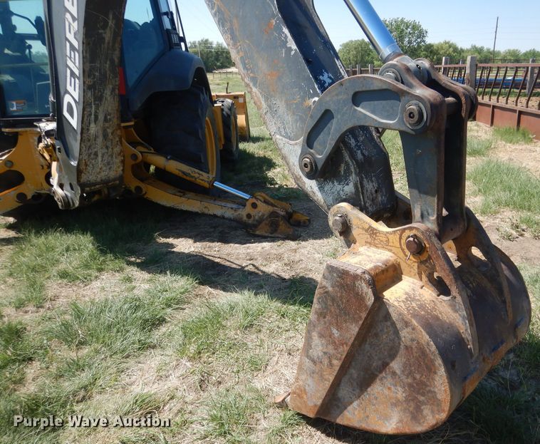 image for item FI9119 2011 John Deere 310SJ  backhoe