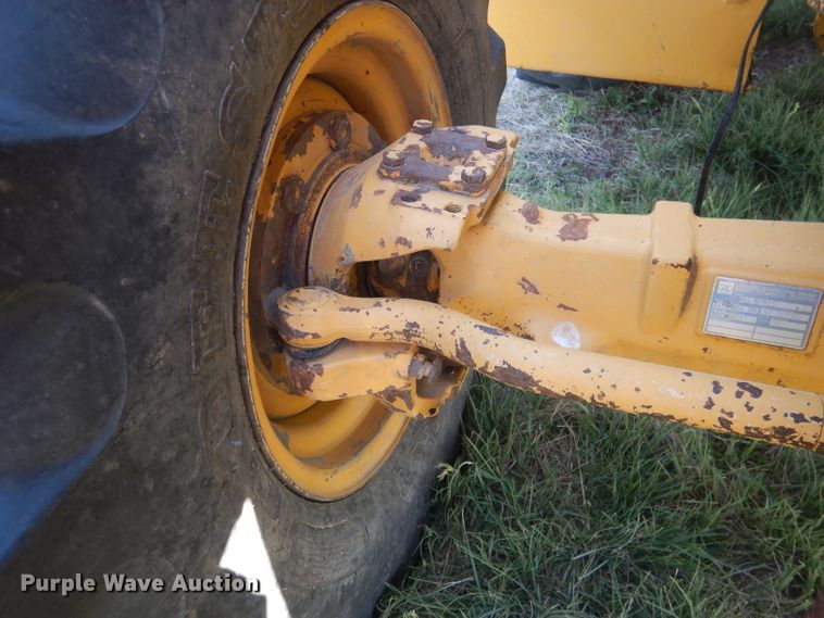 image for item FI9119 2011 John Deere 310SJ  backhoe