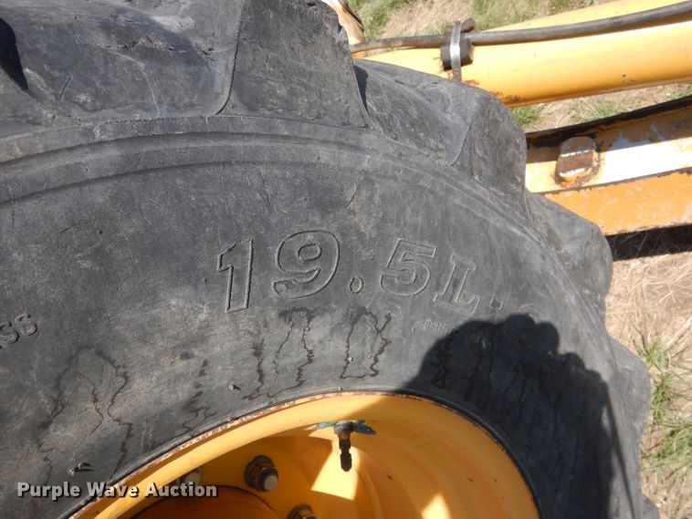 image for item FI9119 2011 John Deere 310SJ  backhoe