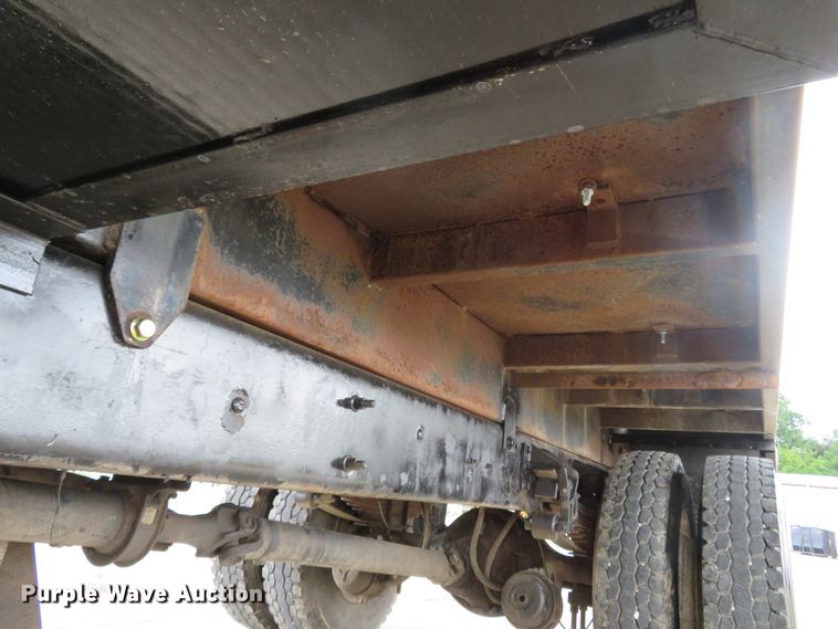 image for item FP9289 2004 International 4300  water truck