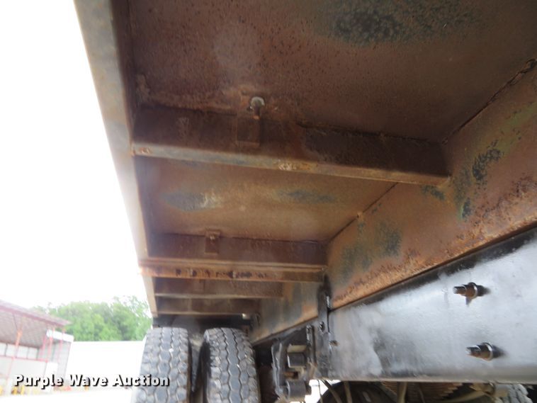 image for item FP9289 2004 International 4300  water truck