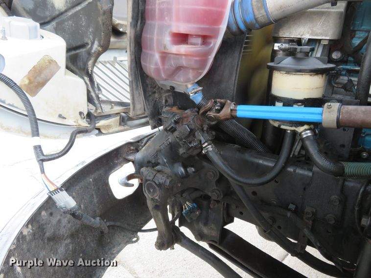 image for item FP9289 2004 International 4300  water truck