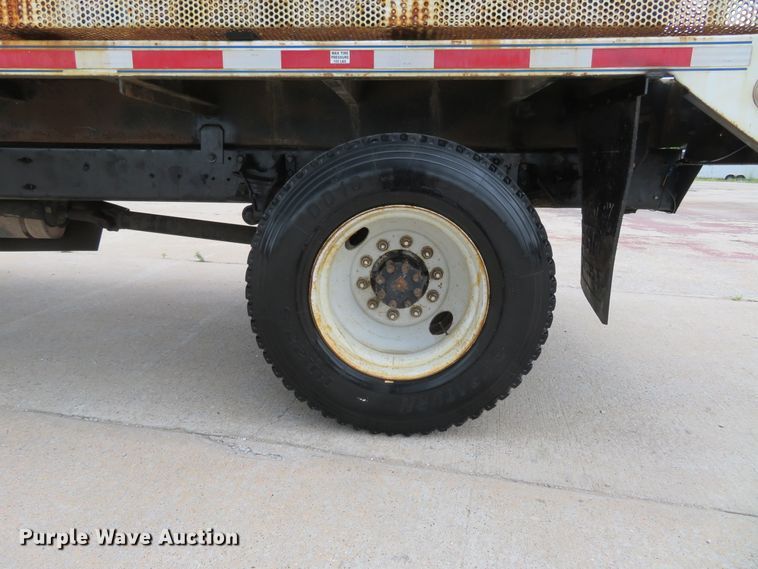 image for item FP9289 2004 International 4300  water truck