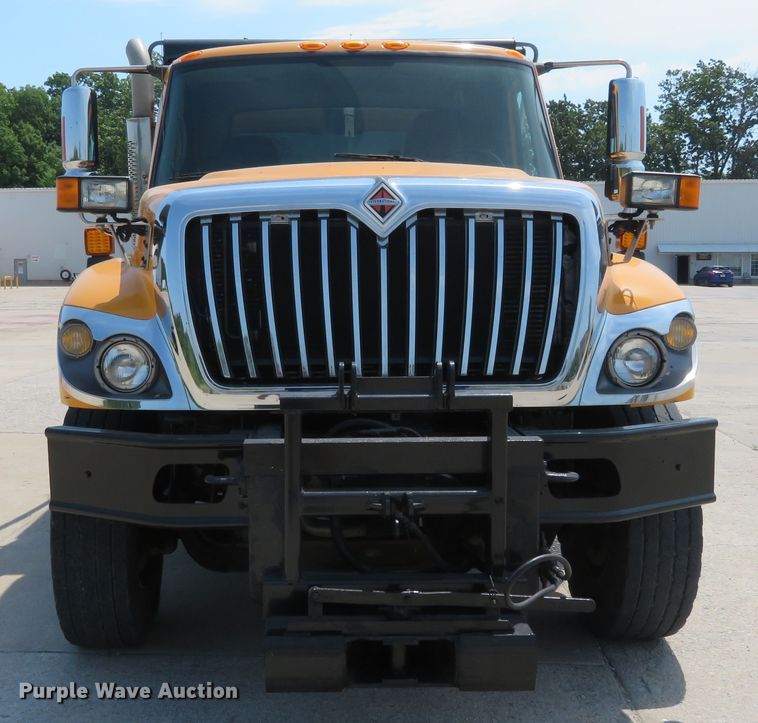 image for item FP9299 2009 International 7400 WorkStar  dump truck