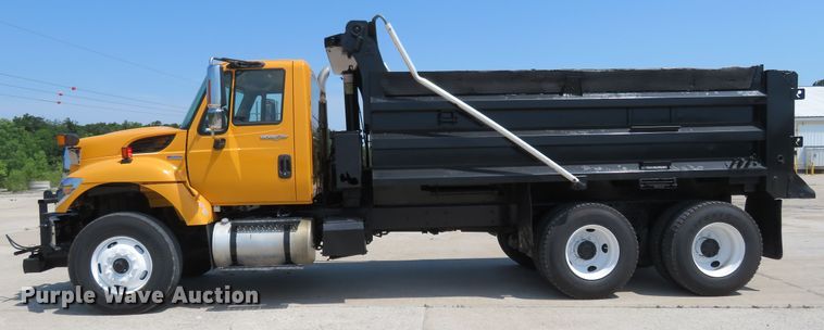 image for item FP9299 2009 International 7400 WorkStar  dump truck