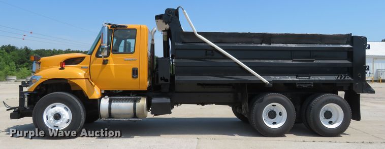 image for item FP9299 2009 International 7400 WorkStar  dump truck